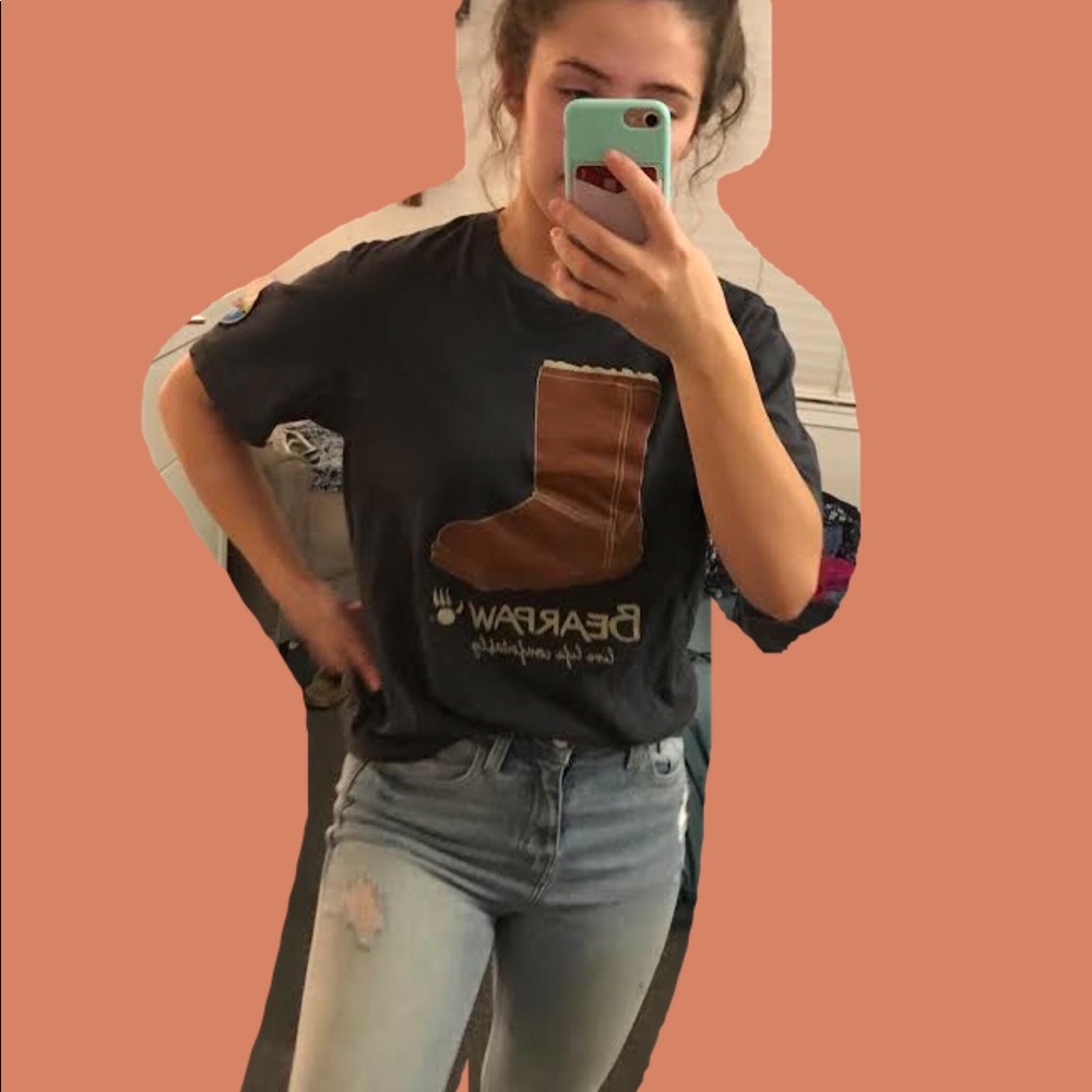 Bear Paw Graphic Tee